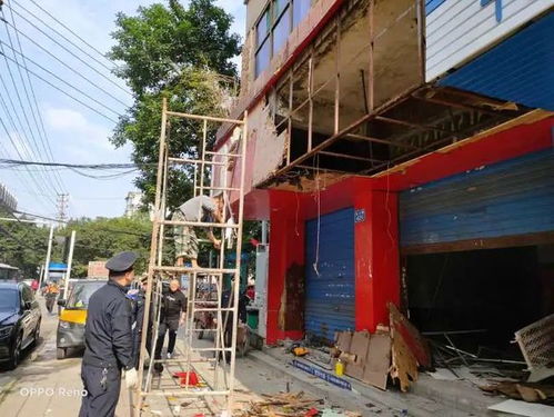 顺庆户外广告牌拆除行动 这些商家被曝光